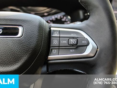 Used 2025 Jeep Compass Limited AWD/4WD image 27