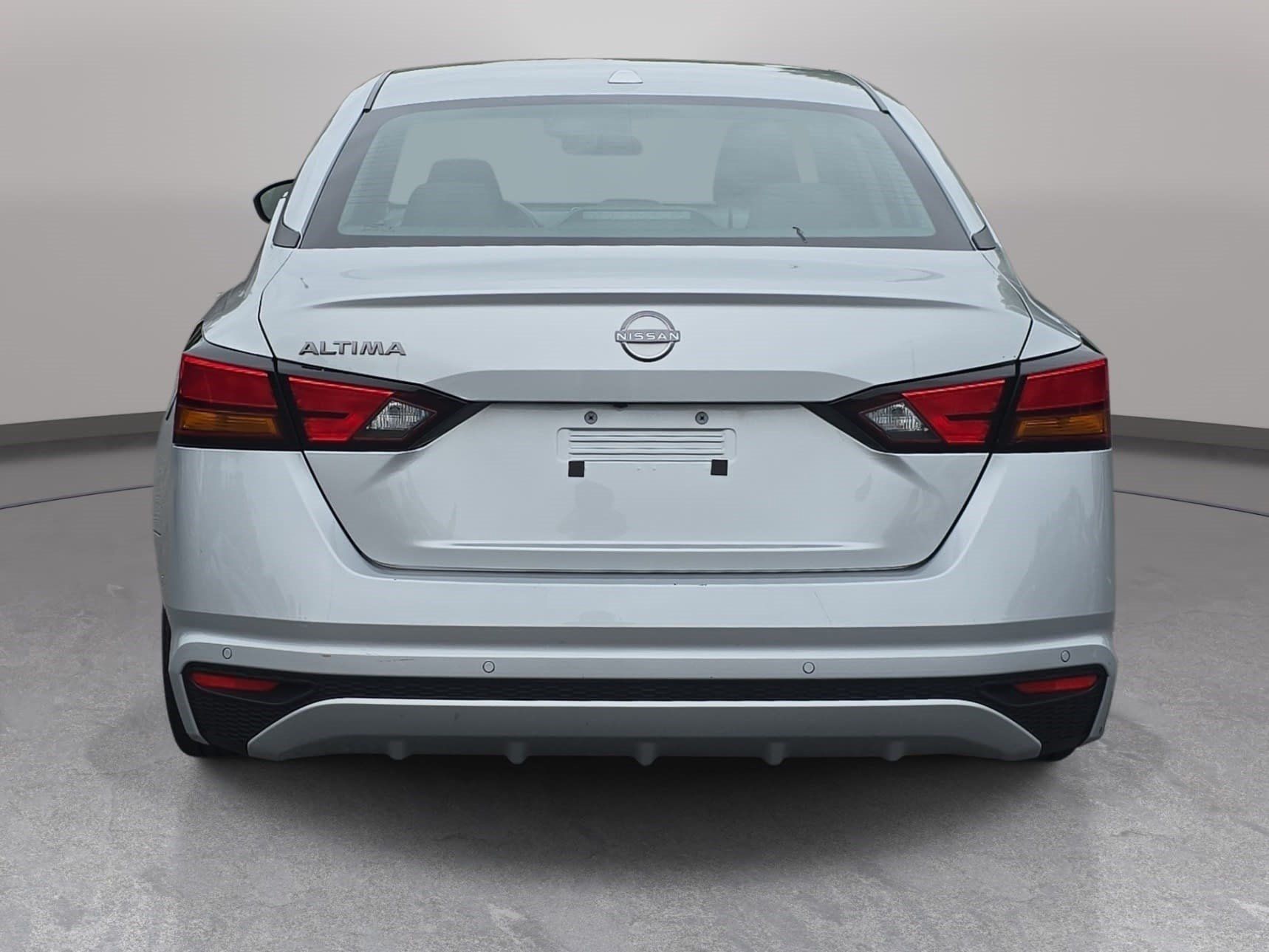 Used 2025 Nissan Altima 2.5 SV FWD image 6