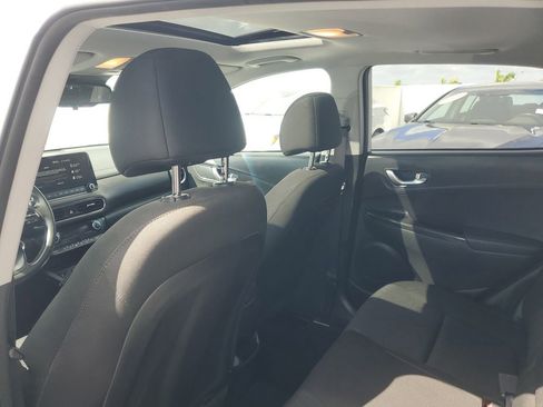 Used 2023 Hyundai Kona SEL w/ Convenience Package image 11