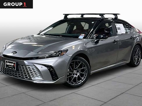 Used 2025 Toyota Camry XSE w/ Premium Plus Package image 1