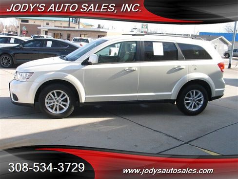 Used 2018 Dodge Journey SXT w/ Safe & Sound Group image 28