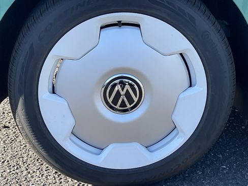 New 2025 Volkswagen ID. Buzz 1st Edition image 6