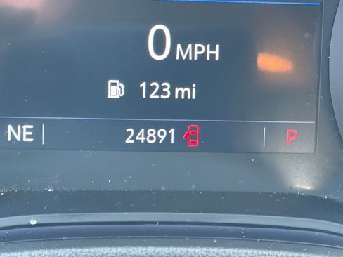 Used 2023 Buick Encore GX Preferred image 17