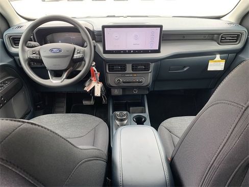 New 2025 Ford Maverick XL w/ Equipment Group 102A image 15