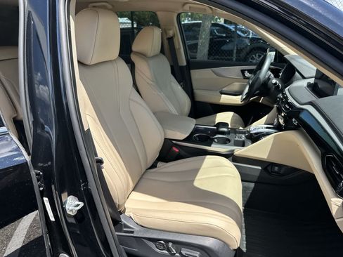 Used 2024 Acura MDX FWD image 9