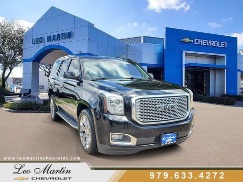 Used 2016 GMC Yukon Denali w/ Open Road Package RWD image 2