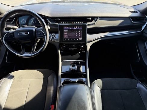 Used 2022 Jeep Grand Cherokee L Laredo image 22