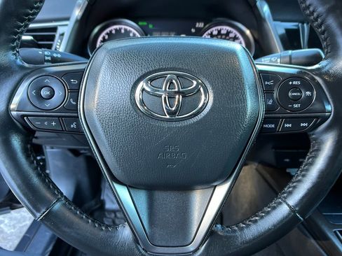 Used 2023 Toyota Camry SE image 13