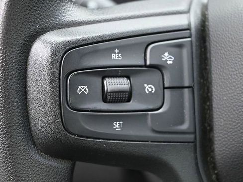 Used 2025 Chevrolet Silverado 1500 W/T image 17