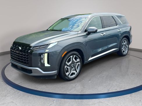 Used 2024 Hyundai Palisade Limited FWD image 1