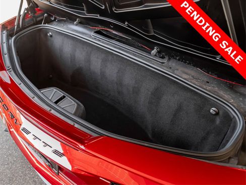 Used 2022 Chevrolet Corvette Stingray Premium Conv w/ Z51 Performance Package image 25