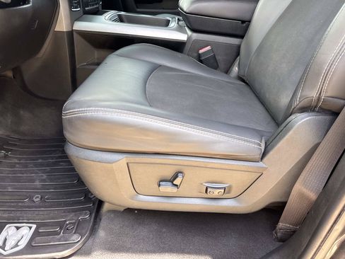 Used 2018 RAM 1500 Rebel w/ Ram 1500 Black Rebel Group AWD/4WD image 16