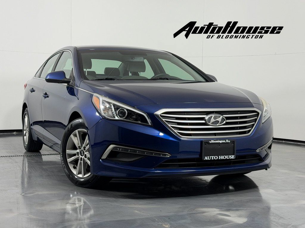 Used 2015 Hyundai Sonata SE w/ Option Group 09 FWD image 1