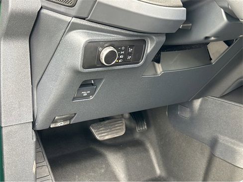 New 2025 Ford Bronco Badlands image 35