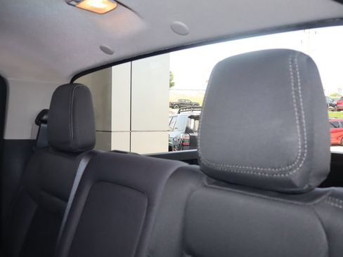 Used 2023 Nissan Frontier SV AWD/4WD image 32