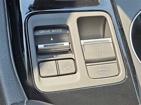 New 2025 Honda Pilot EX-L image 17