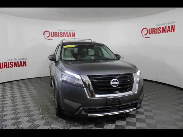 Used 2022 Nissan Pathfinder Platinum AWD/4WD image 12