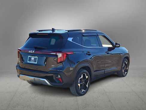 Used 2024 Kia Seltos EX image 8
