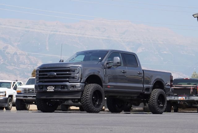 Used 2026 Ford F350 Platinum w/ Platinum Plus Package AWD/4WD image 3