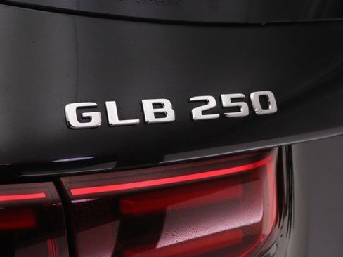 Certified 2026 Mercedes-Benz GLB 250 image 22