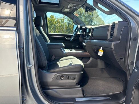 New 2026 GMC Sierra 2500 SLT w/ SLT Premium Package image 44