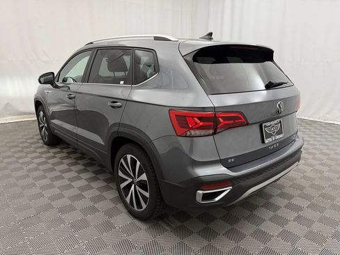 Used 2023 Volkswagen Taos SE AWD/4WD image 7