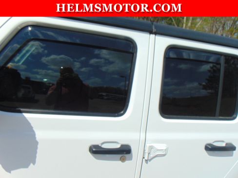 Certified 2021 Jeep Gladiator Sport AWD/4WD image 27
