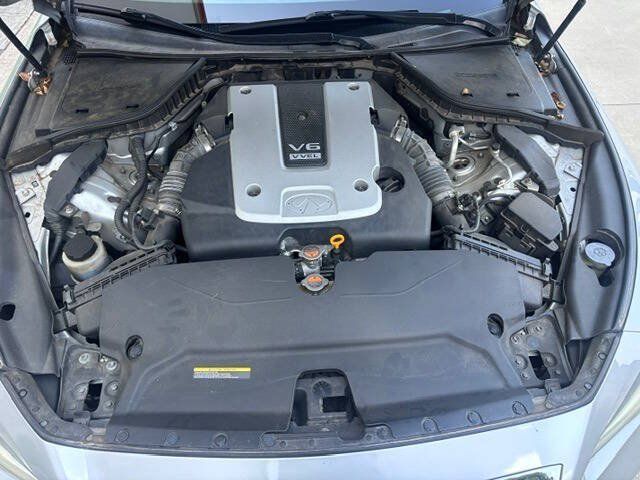 Used 2014 INFINITI Q50 RWD image 9