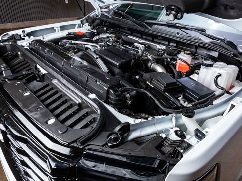 Used 2026 GMC Sierra 3500 Denali Ultimate image 40