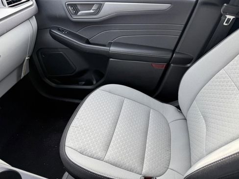 New 2026 Ford Escape Active w/ Cold Weather Package image 15