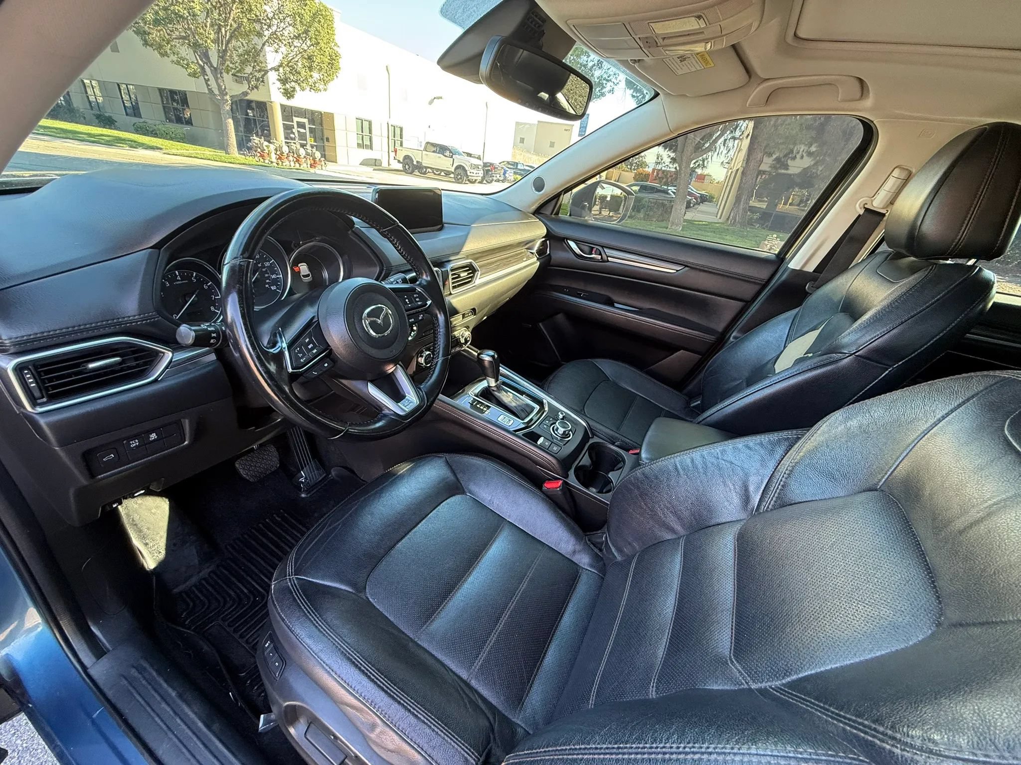 Used 2017 MAZDA CX-5 Grand Touring w/ Premium Package FWD image 11