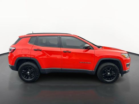 Used 2018 Jeep Compass Sport AWD/4WD image 2