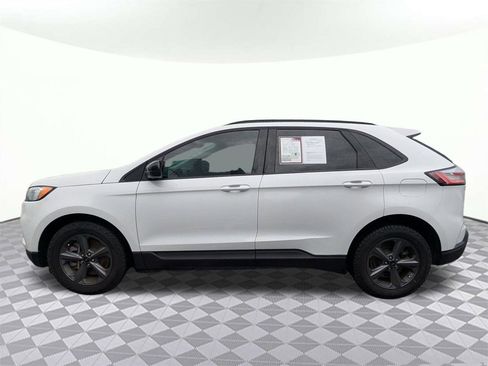 Used 2024 Ford Edge SEL w/ Sport Appearance Package image 6