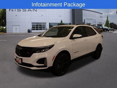 Used 2024 Chevrolet Equinox RS w/ RS Leather Package image 6