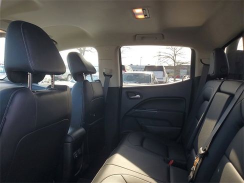 Certified 2022 Chevrolet Colorado ZR2 w/ ZR2 Dusk Special Edition image 8