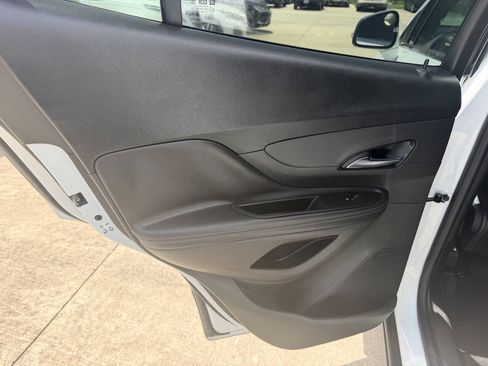 Used 2019 Buick Encore Preferred FWD image 14