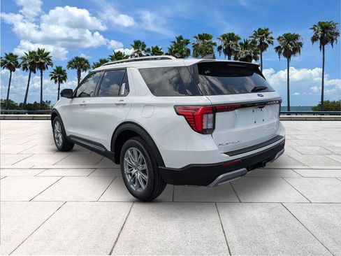 New 2026 Ford Explorer Platinum RWD image 5