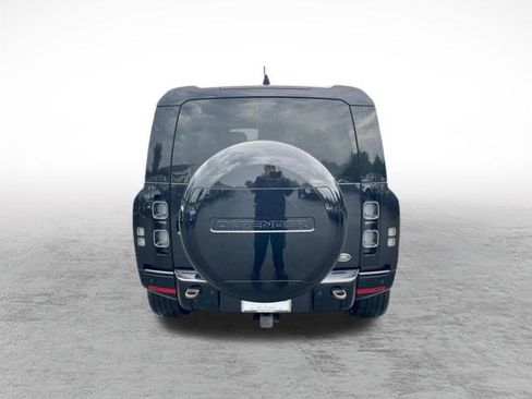 Used 2023 Land Rover Defender 110 X AWD/4WD image 6