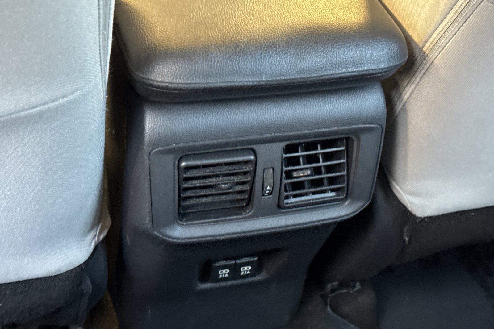 Certified 2019 Toyota RAV4 XLE w/ Carpet Mat Package FWD image 17