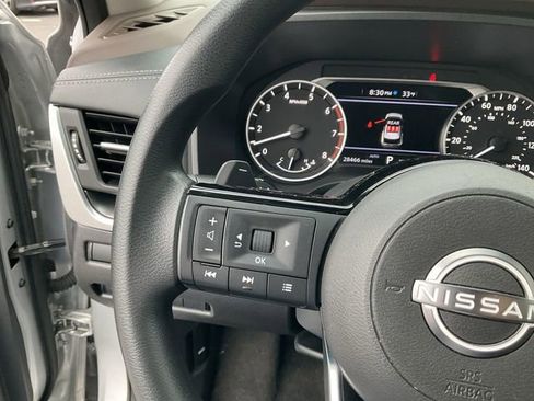 Certified 2023 Nissan Rogue SV image 21