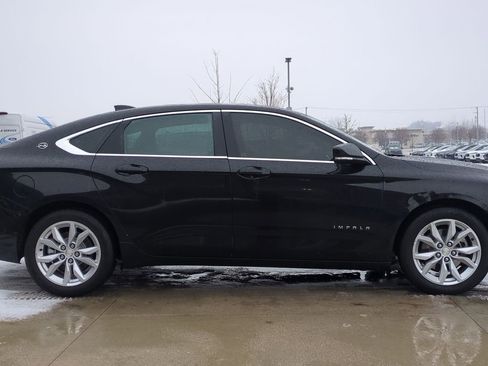 Used 2017 Chevrolet Impala LT image 8