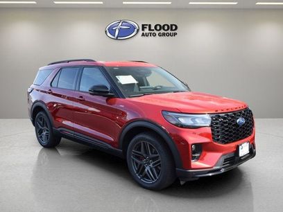 New 2025 Ford Explorer ST-Line w/ Premium Package