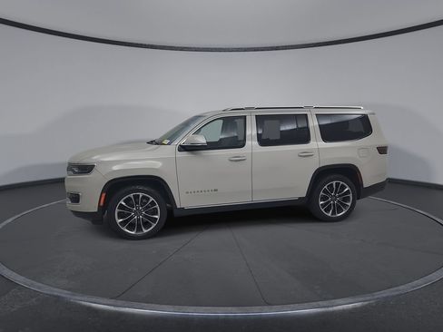 Certified 2022 Jeep Wagoneer Series III w/ Premium Group I AWD/4WD image 10