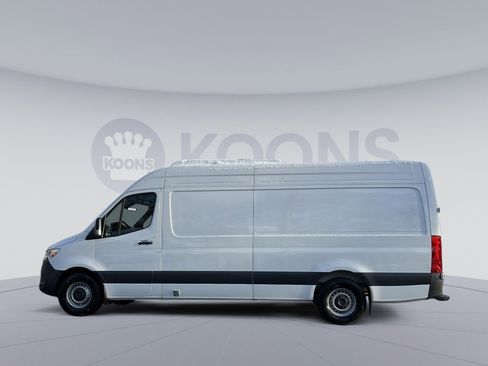 New 2025 Mercedes-Benz Sprinter 2500 image 2