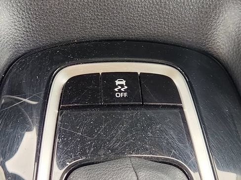 Used 2024 Toyota Corolla LE FWD image 15