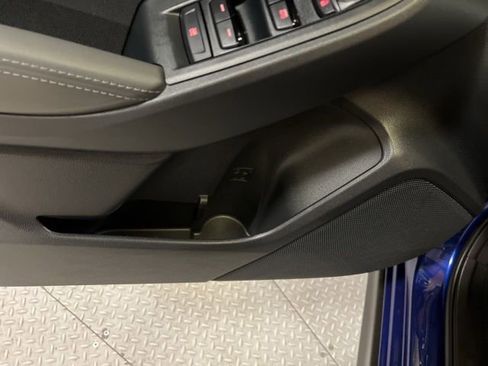 Certified 2025 Subaru Crosstrek 2.0i Premium image 42