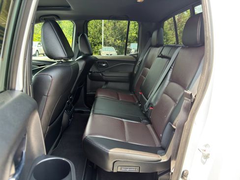Used 2025 Honda Ridgeline Black Edition image 29