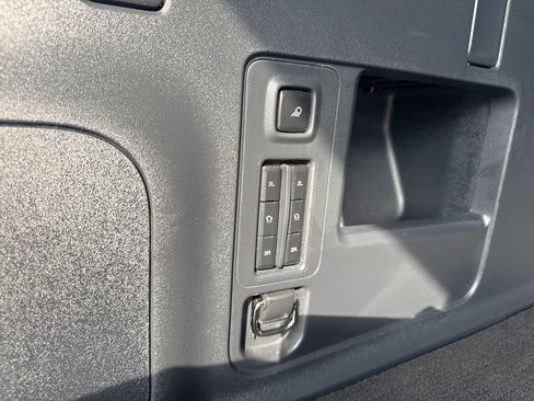 Used 2026 Ford Expedition Max Platinum AWD/4WD image 14