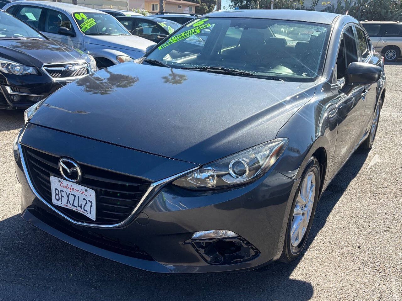 Used 2016 MAZDA MAZDA3 i Sport w/ Preferred Equipment Package FWD image 2