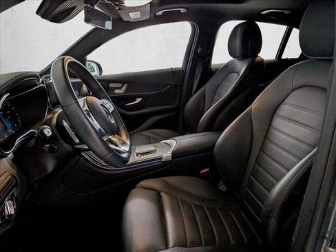 Used 2023 Mercedes-Benz GLC 300 4MATIC Coupe image 14